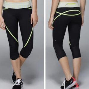 Lululemon Run Pace Crop Black Deauville Stripe Mint Green Light Heathered Gray 6